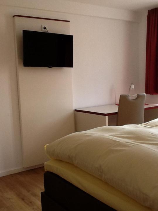 Hotel Adler Babenhausen  Zimmer foto